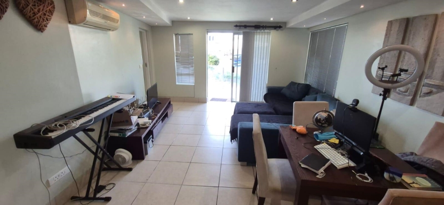 To Let 2 Bedroom Property for Rent in De Bakke Western Cape